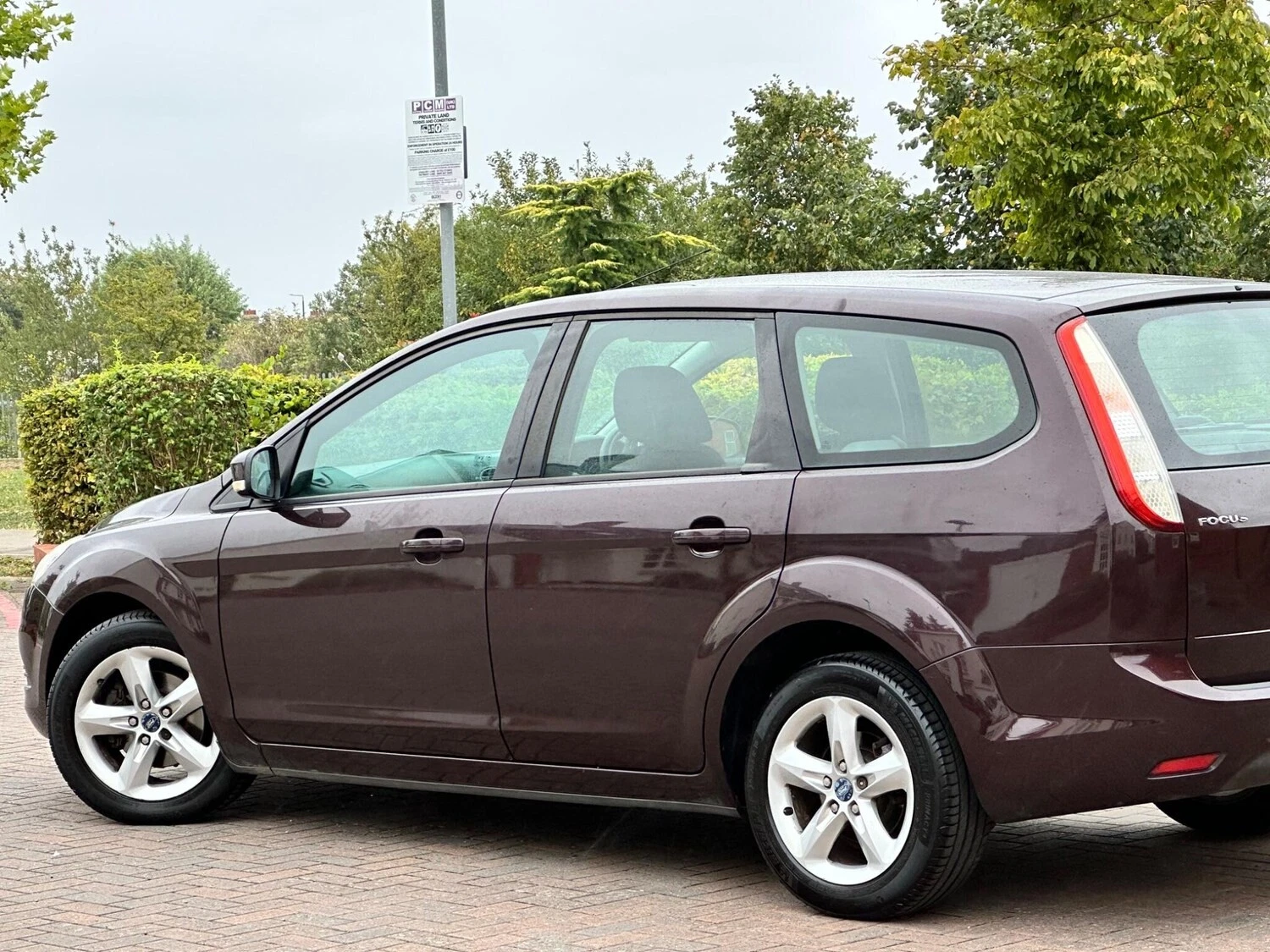 2008 Ford Focus 1.8 Zetec 5dr ESTATE Petrol Manual - Picture 8 of 24