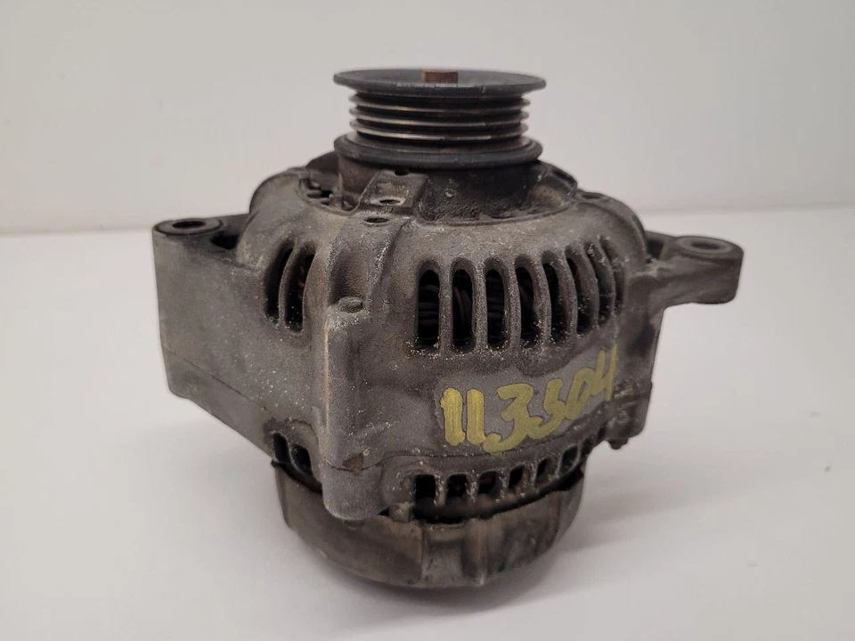 2000-2002 TOYOTA TUNDRA Alternator 6 Cylinder 70 Amp 2706062180  - Image 4 of 4