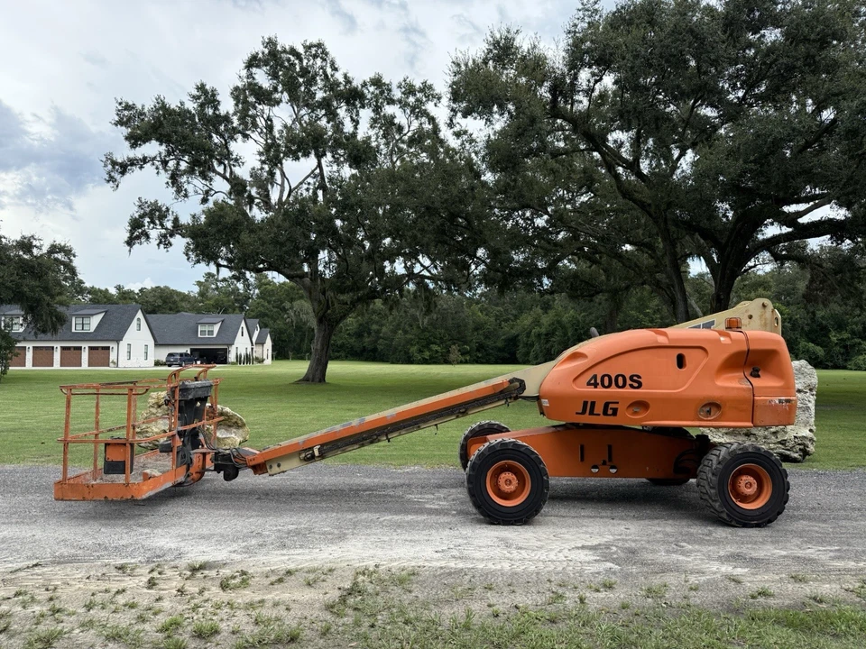 2006 JLG 400S TELESCOPIC BOOM LIFT - 4X4 - SKY POWER GENERATOR - FOAM FILLED TIR - Image 2 of 4
