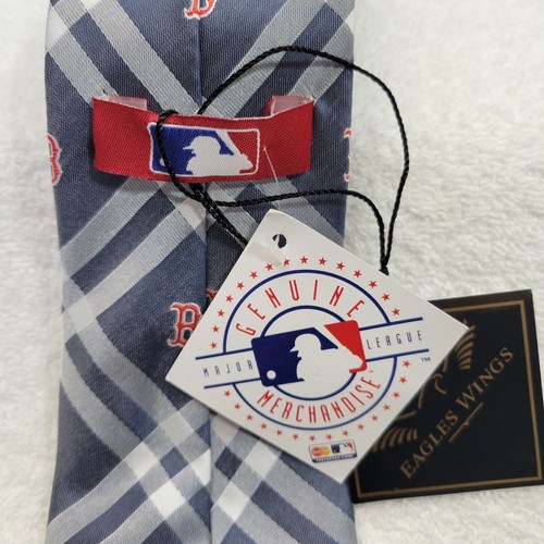NWT MLB Official Boston Red Sox Mens Necktie Cris Cross Pattern W/ RED *B* Logo - Picture 4 of 10