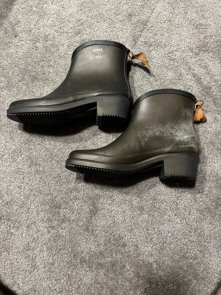 Женские дождевые сапоги Aigle Miss Juliet зеленые оливковые резиновые без застежек на лодыжке 41 каблук - Изображение 4 из 4