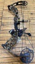 Bear Archery 4L-8948-00 Adapt 2+ RH Hunting Bow and Accessories - Camo Green