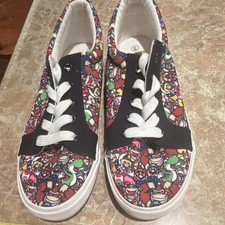 Size 6 Woman  s Children  s Girls Vintage Super Mario Shoes Unique Rare Unworn