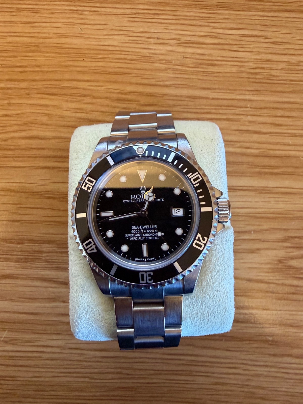 Rolex Sea Dweller Men's Watch - 16600