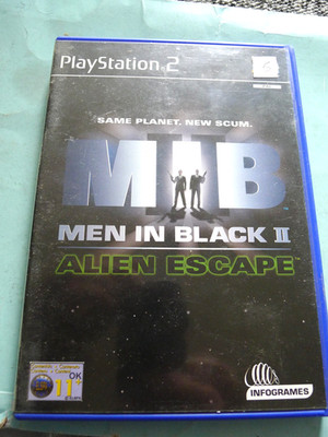 PS2 Spiel... M.I.B. Alien Escape.. Gutes Spiel.. Ummantelt mit Beipackzettel. Sehr guter Zustand