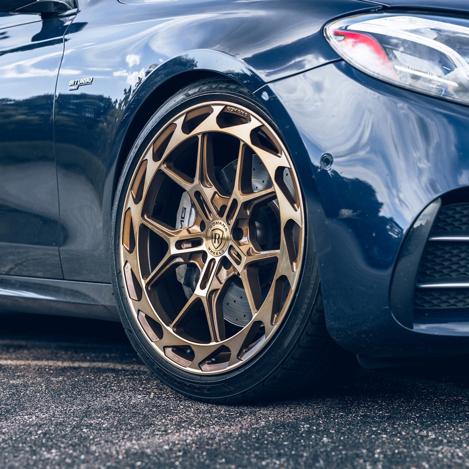 McLaren 570GT Front Wheel Bronze