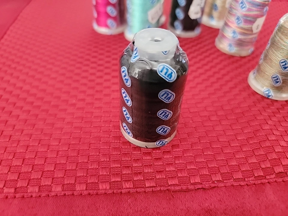 Lot of 8 New Sealed DESIGNER FINE METALLIC & LINGERIE & BOBBIN Thread Spools - Image 2 of 4