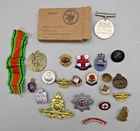 WW2 & Later Military & Other Badges / Button & Boxed Defence Medal