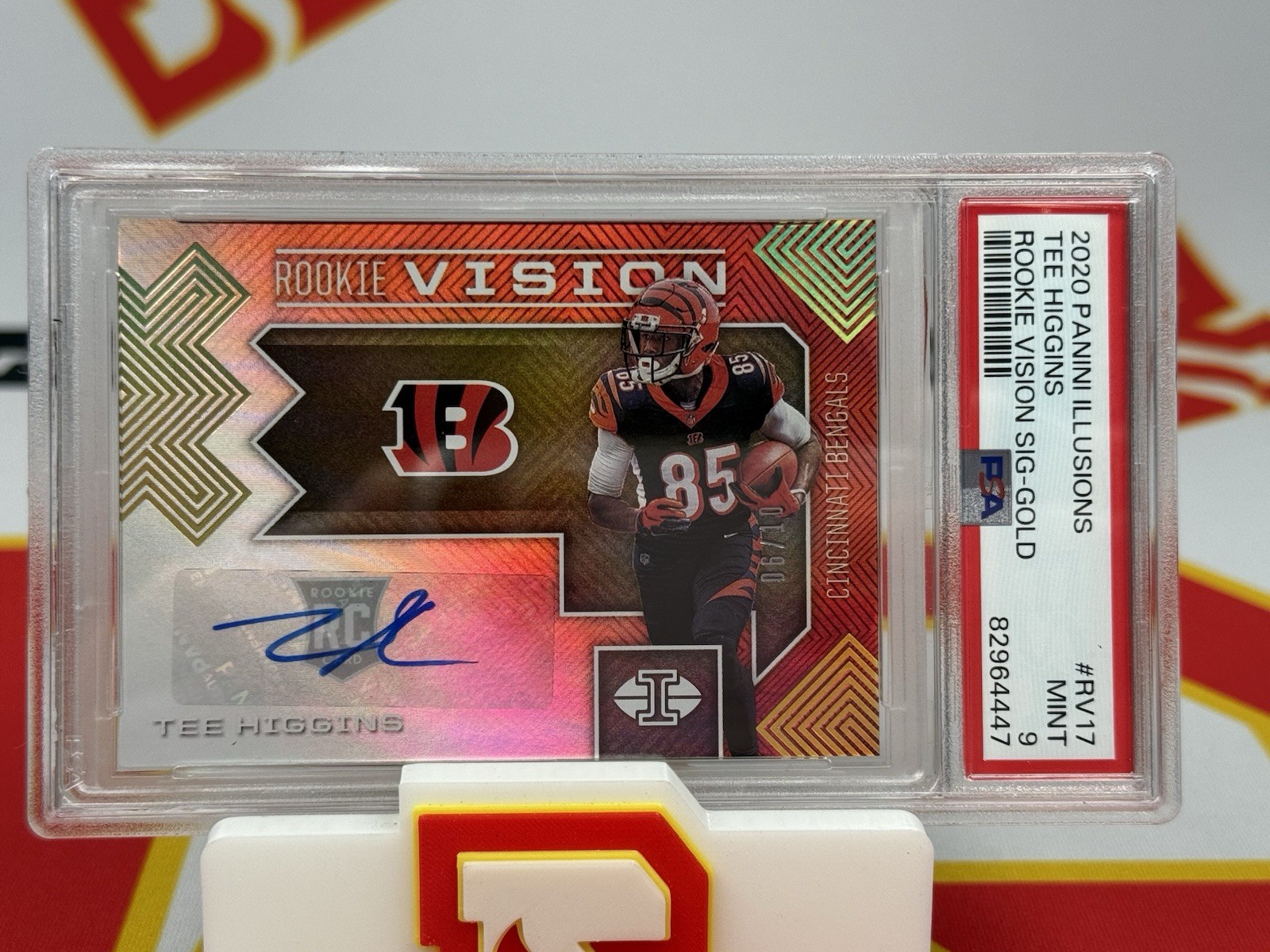 Tee Higgins Panini Illusions Rookie Vision Signatures #RV17 Gold