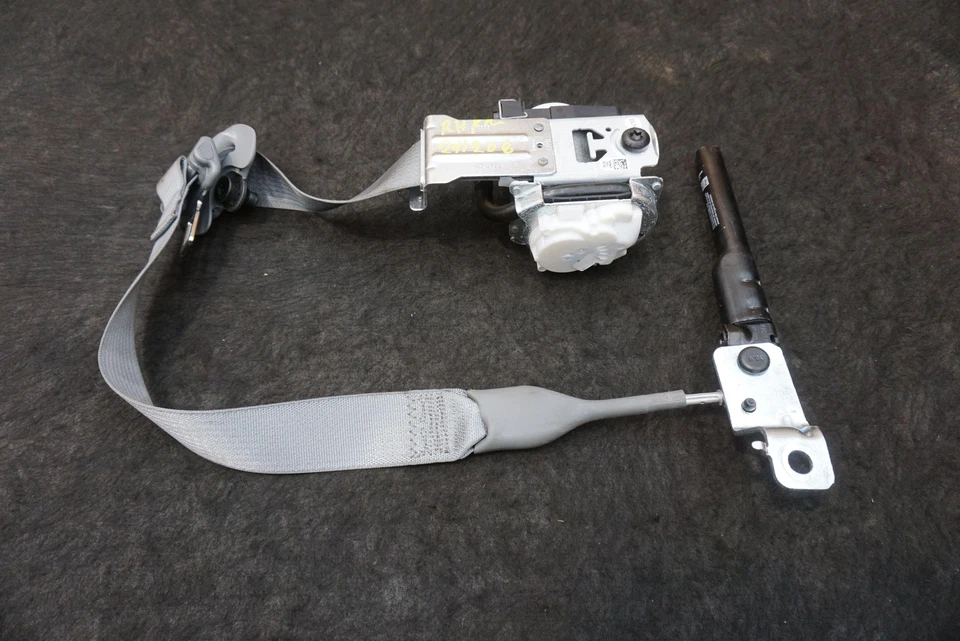 Retractor de cinturón de seguridad delantero derecho LC5BS612D64 Lincoln Aviator Reserve U611 2020-23 Foto 4 de 4