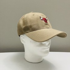 Chicago Bulls NBA New Era 9TWENTY Men's Adj Dad's Strapback Cap Hat One Size