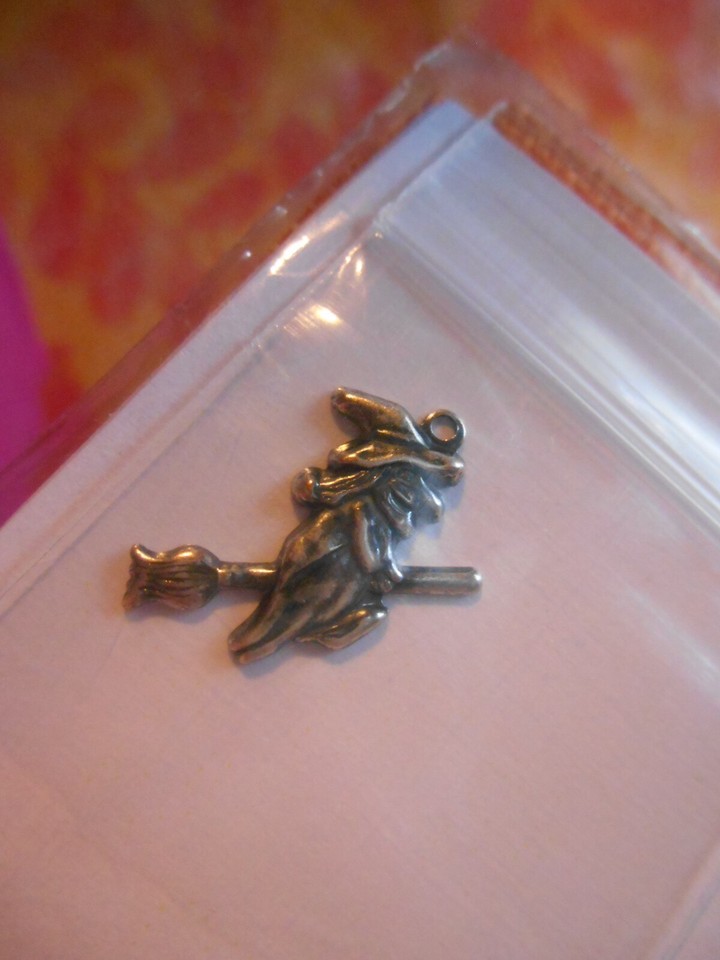 Handblessings Halloween Silhouette OOOLEE IN THE MOON Owl C Cross