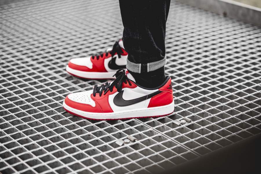 jordan 1 low chicago on feet