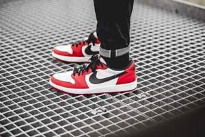 Nike Air Jordan 1 Retro Low OG Chicago 