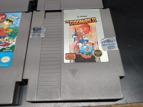 NES Console Very Good 25 NES Games 2 Controllers Gun And Protective Covers 💎
