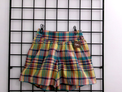 ''NEW'' TEA COLLECTION    GIRLS SIZE 8==PLAID / SKIRT LOOKING / PULL ON SHORTS