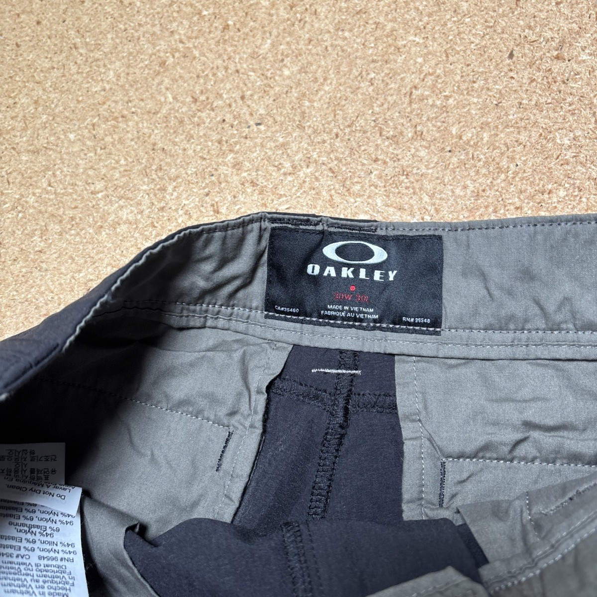 Vintage Oakley Pants Men's Size 30x30 Black Gorpcore Y2K Techwear