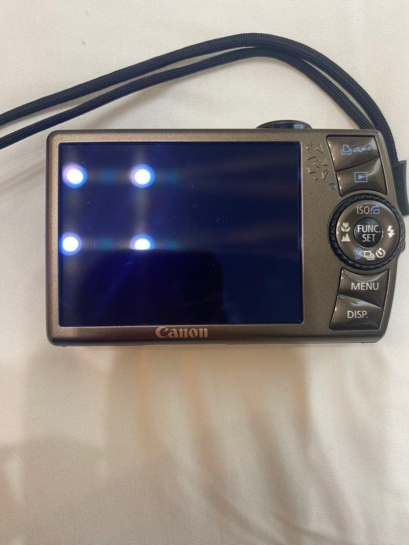 Canon IXY DIGITAL 920 IS 10.0MP Compact Digital Camera Gold
