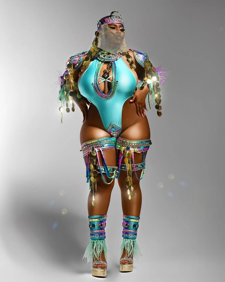 Curvy Carnival Warrior Costume – Feathered Samba & Festival Set for Plus Sizes - Image 4 of 4
