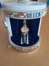 SCHÖNER UND SEHR SELTENER VINTAGE GRUEN PRECISION DAMENARMBANDUHR IN ORGINAL BOX