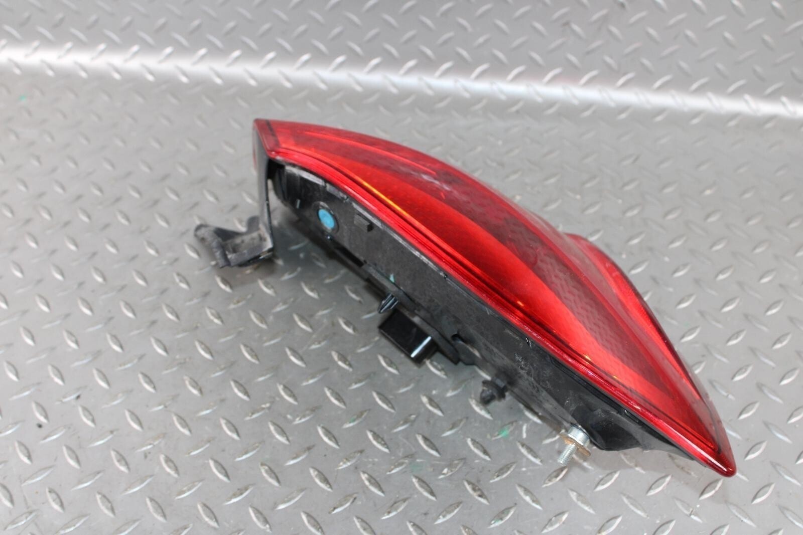 14-20 Ghibli Outer Quarter Driver Side Left LH Taillight Tail Light Lamp Lens OE