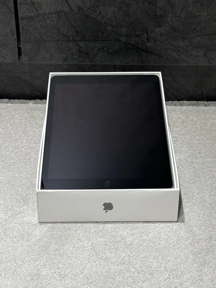 📱✨ Apple iPad 7th Gen 32GB – Wi-Fi + Cellular – Grade A–Excellent Condition 🎁 - Image 2 of 4