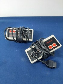 NES System: Video Game Console Bundle And Mario/ Duck Hunt Game Model NES-001 