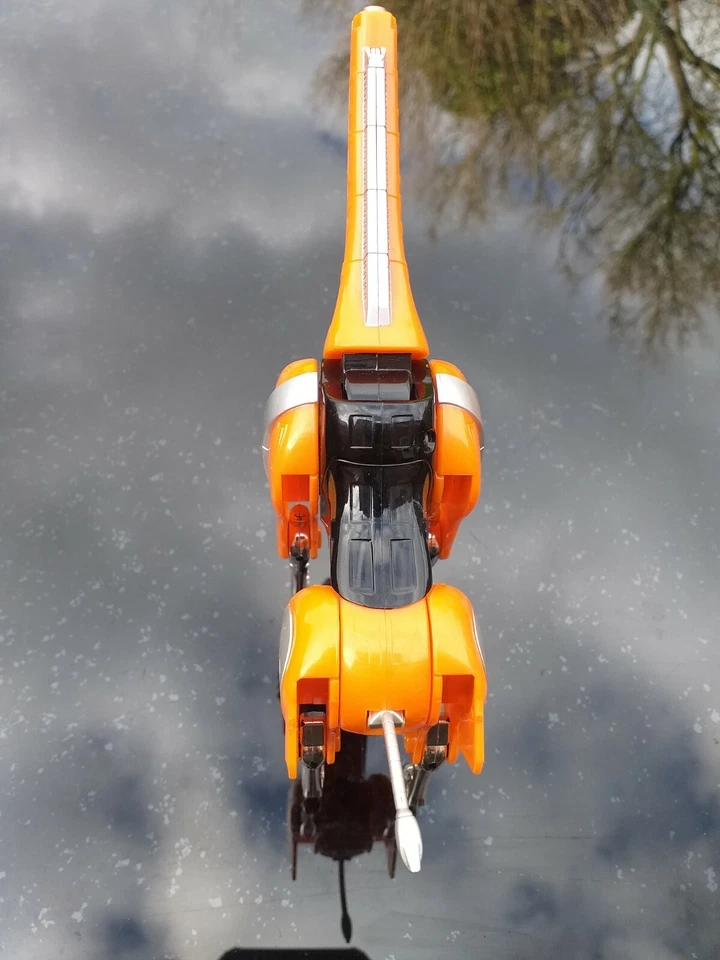 Power Rangers Wild Force Deluxe ISIS Megazord Giraffe - Image 3 of 4