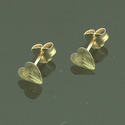 Herz-Ohrstecker 9 kt Gelbgold D/Schliff   hergestellt in Großbritannien