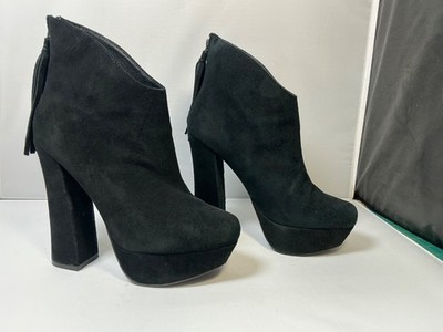 Steve Madden Black Suede ''Gavvin'' Bootie with Tassel size 8