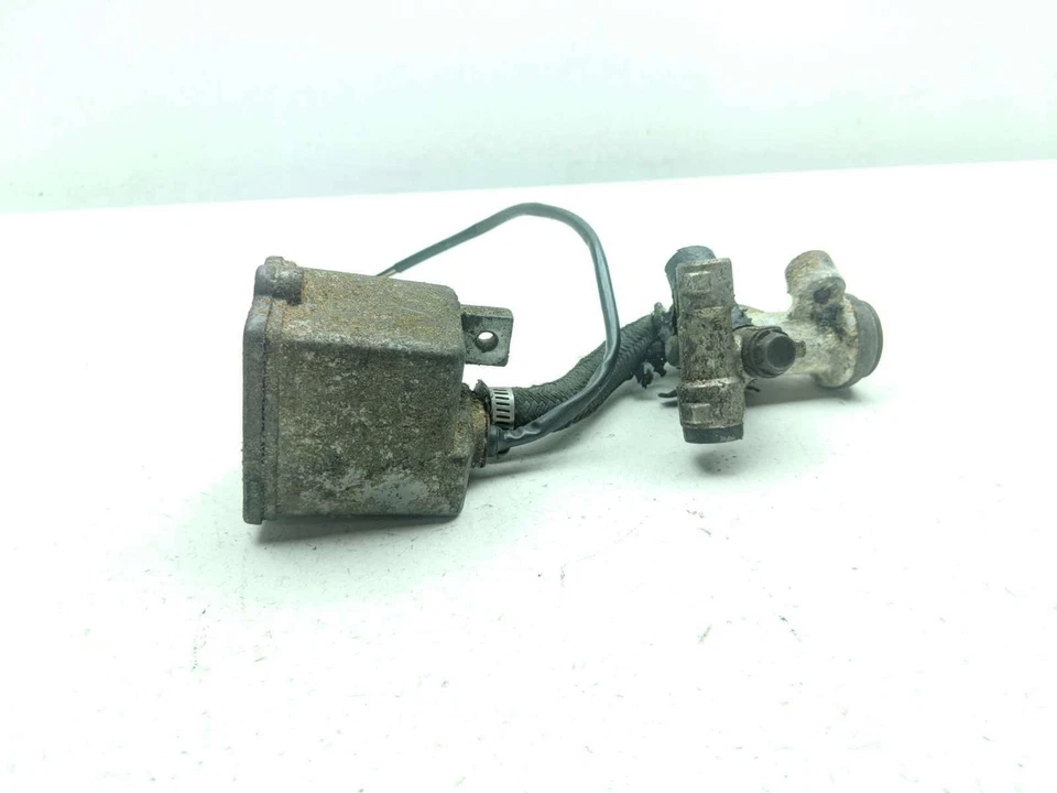 Cilindro maestro de freno trasero Yamaha Venture Royale XVZ1300 86-93 Foto 2 de 4