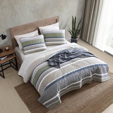 Eddie Bauer Queen Quilt Set salmon Cotton Rev...