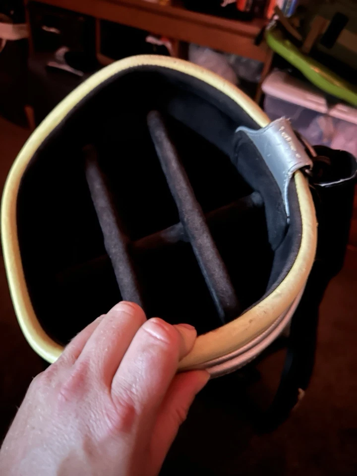 Nike Vapor RZN Staff Golf Bag with Rain Hood - Image 4 of 4