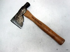 Vaughan SH2 22 oz. Carpenter Half Hatchet