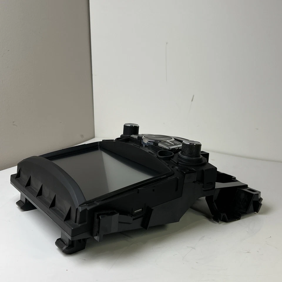 2017 SUBARU FORESTER FRONT UPPER GRILLE GRILL 91122AG090 OEM - Image 4 of 4