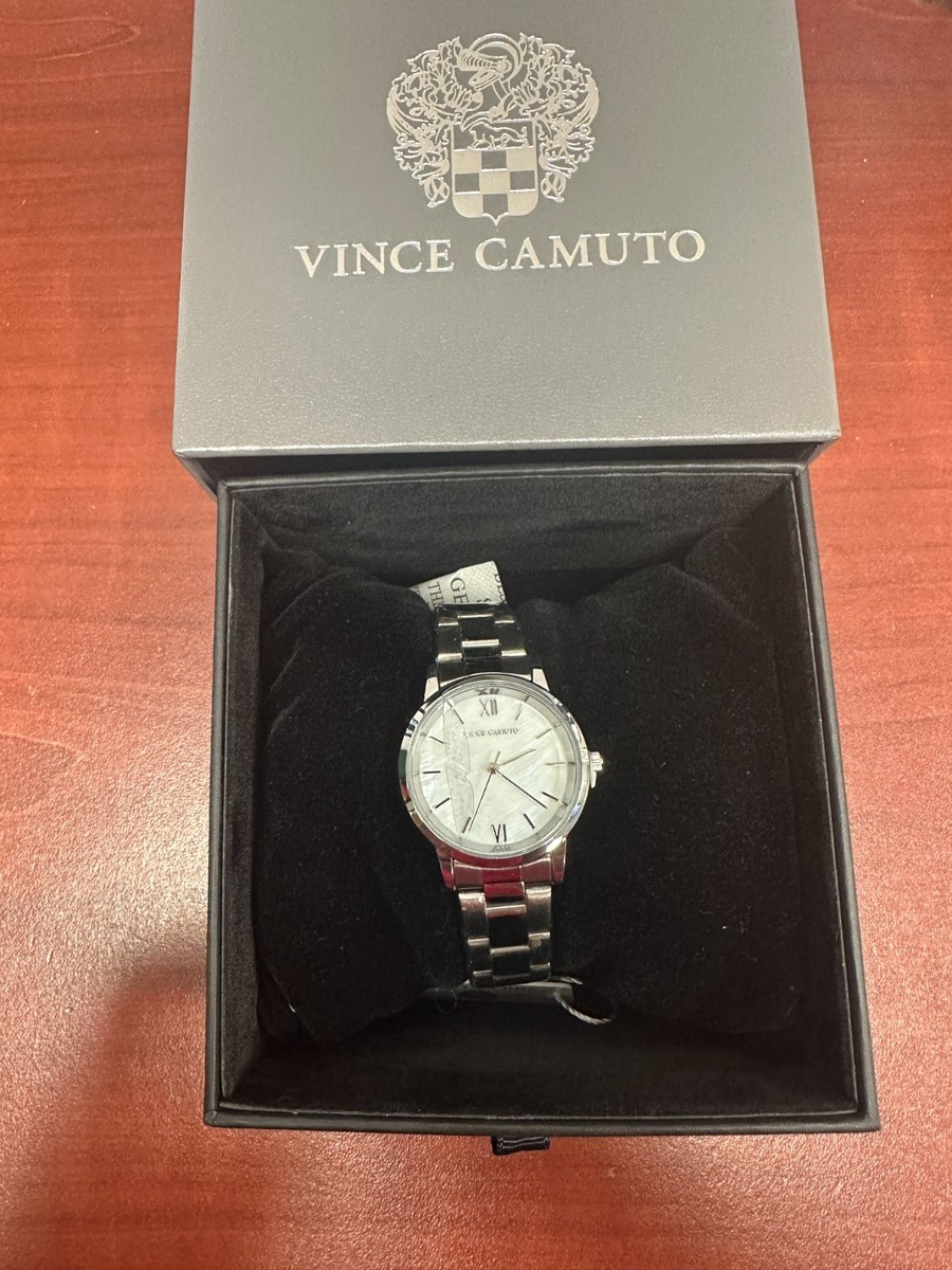 Vince Camuto Women display picture 2