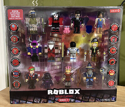 Roblox Classics Series 4 Twenty-One Piece Set 12 Exclusive Virtual Codes :  Toys & Games 