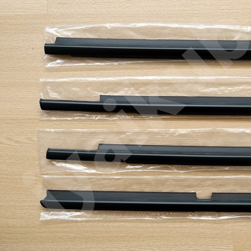 06-11 Genuine Toyota Vitz Yaris hatchback 5D door belt weatherstrip rubber seal - Picture 2 of 6