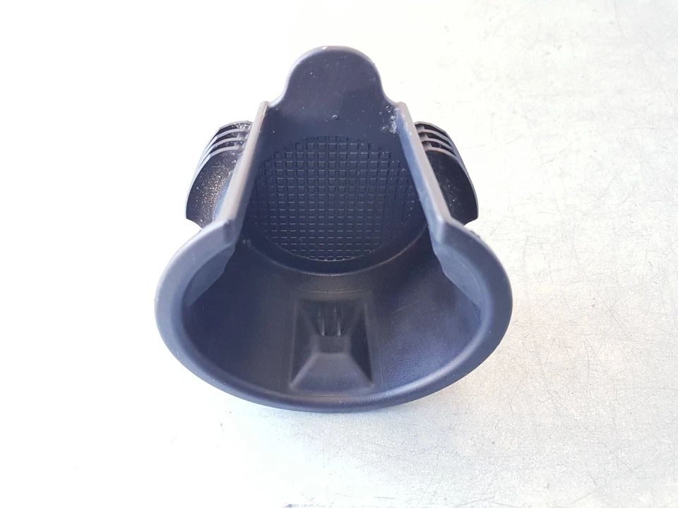 PORTAVASOS LAND ROVER DEFENDER 90 L633 2022 CONSOLA CENTRAL 8H22046B94 Foto 3 de 4