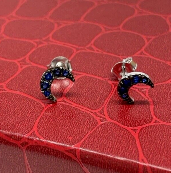 ORECCHINI DONNA LUNE NERE PUNTILUCE BRILLANTI BLU NOTTE A BOTTONE IN ARGENTO 925 - Immagine 2 di 4