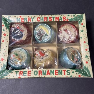 Vintage Glass Diorama Ornaments 1026 b Indent Reflector Christmas Ornam 1950s
