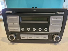 2010 VW Jetta Factory Radio CD Player MP3 1K0025161D