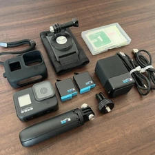 GoPro HERO8 Black Bundle Excellent Condition with Accessories Fast Shipping