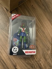 DC Direct Mcfarlane Miss Martian Platinum Edition Page Punchers Teen Titans Man