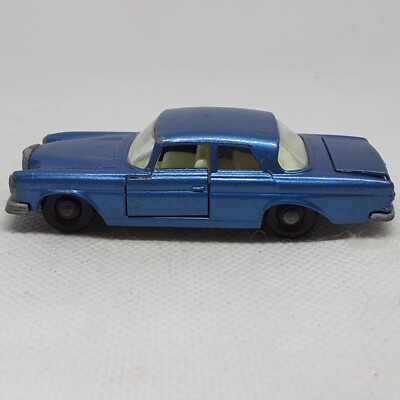 Lesney Matchbox Superfast Mercedes 300SE No.46 Aqua 1968 Made in