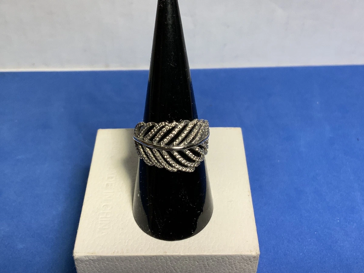 Pandora shimmering feather ring deals