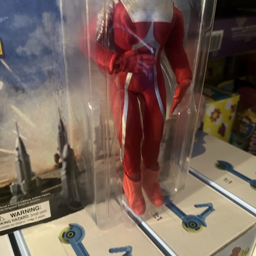 Ultraman Ultraseven Mego 8" Action Figure 14 POINT ARTICULATION - Picture 9 of 14