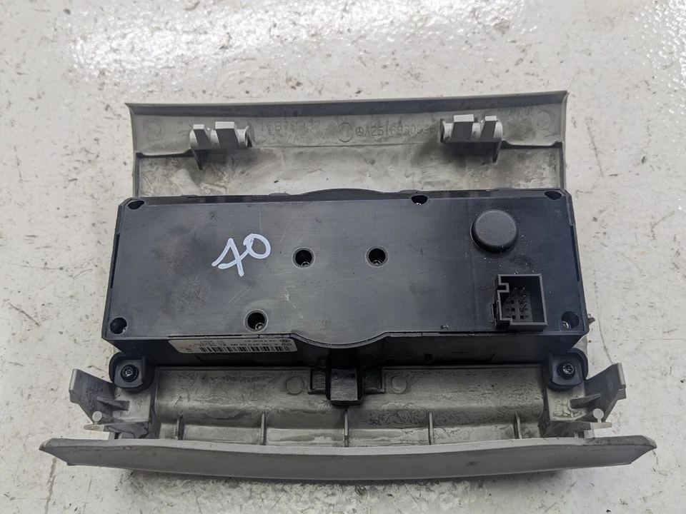 MERCEDES-BENZ R CLASS R320 W251 REAR HEATER CONTROL PANEL A1648700289 - Image 2 of 4