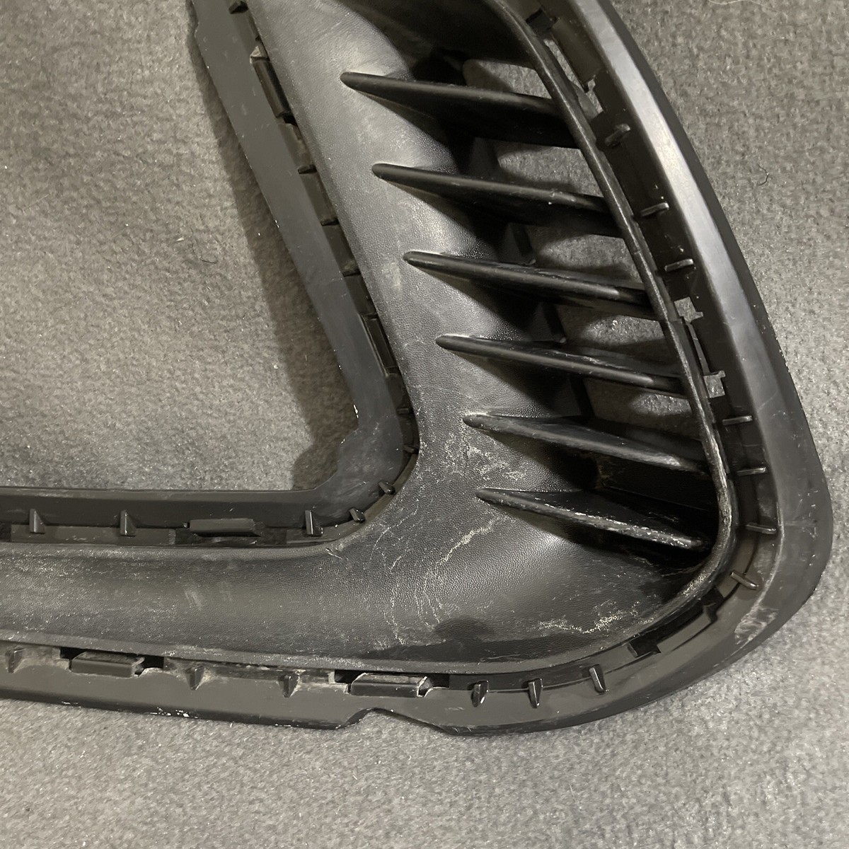 2016-2018 HYUNDAI ELANTRA FRONT BUMPER BLANKING LEFT 86563-F2000