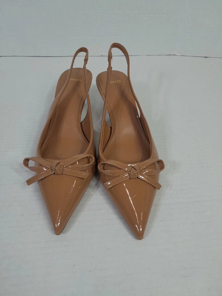 Tacones MNG MANGO charol nude bronceado gatito tacón punta puntiaguda talla 7 Foto 4 de 4